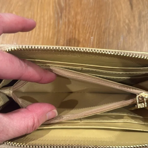 Badgley Mischka Vegan Leather Gold Studded Zippered Wallet (EUC) - Picture 10 of 17